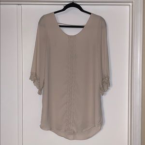 Cream 3/4 sleeve dress